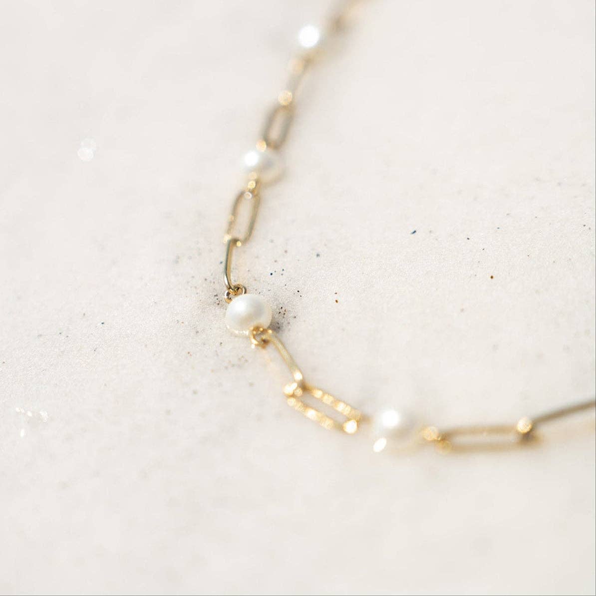 18K Gold PVD Steel Station Pearl Paperclip Chain Bracelet - Ember Boutique