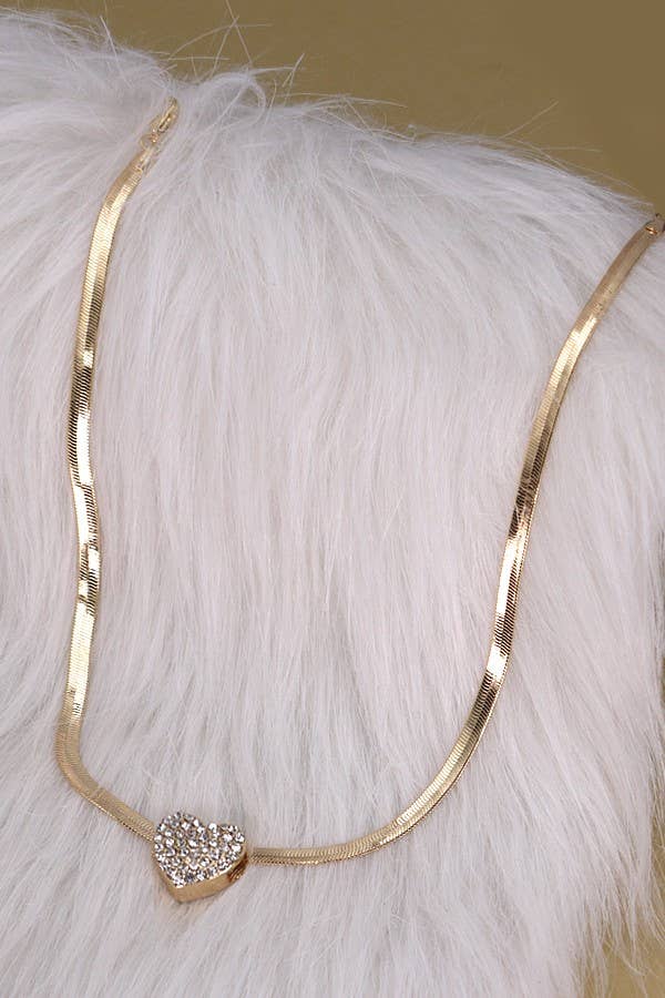 HERRING-BONE NECKLACE WITH RHINESTONE HEART CHARM | 80N267 - Ember Boutique
