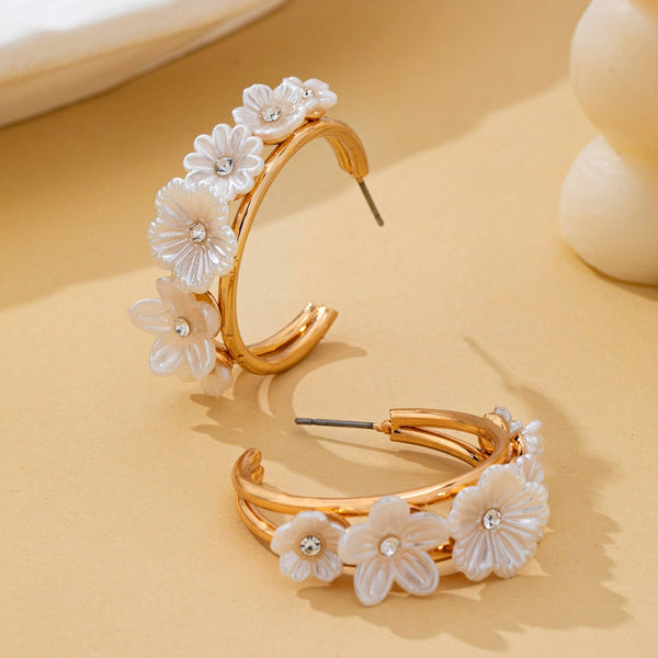 Mother of Pearl Floral Hoop Earrings | 80E62403 - Ember Boutique