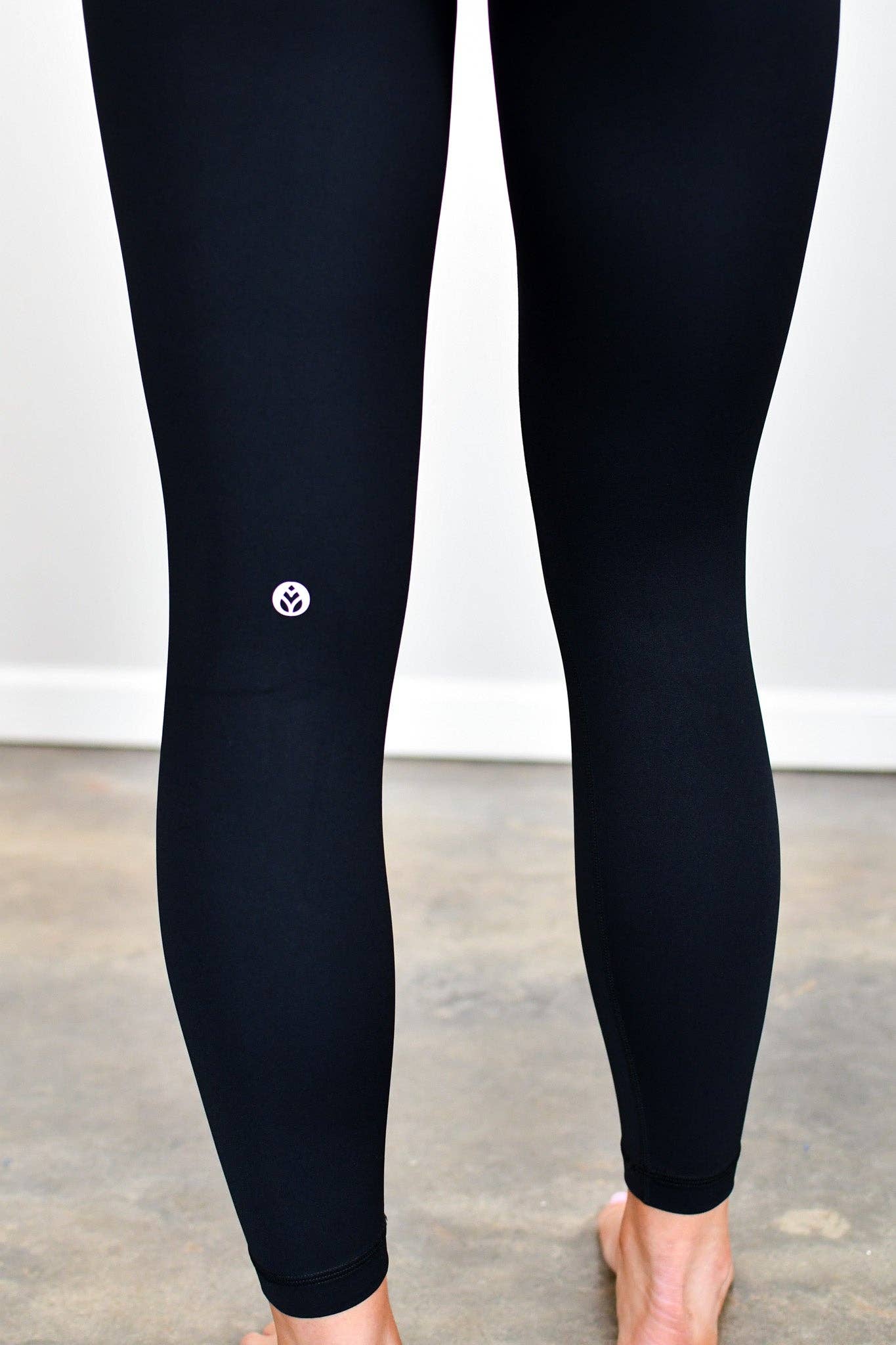 Pure Move Classic Leggings - Black - Ember Boutique