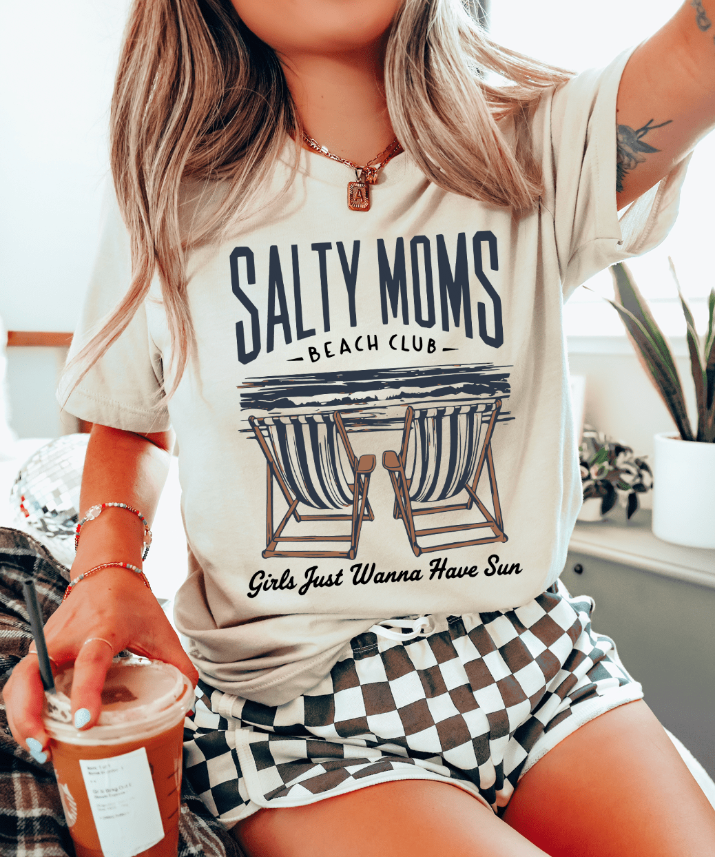 Salty Moms Beach Club - Cream Tee - Ember Boutique