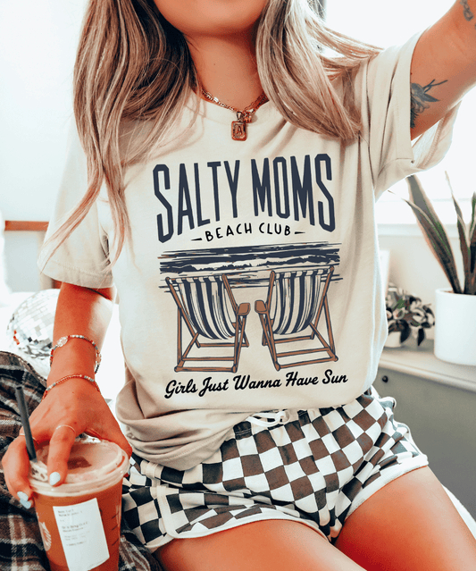 Salty Moms Beach Club - Cream Tee - Ember Boutique