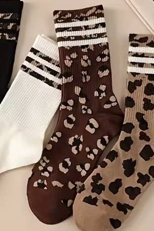 WOMAN ANIMAL LEOPARD HALF CREW THROWBACK SOCKS | 40S02071 - Ember Boutique